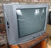 Sanyo. CRT (���) ����