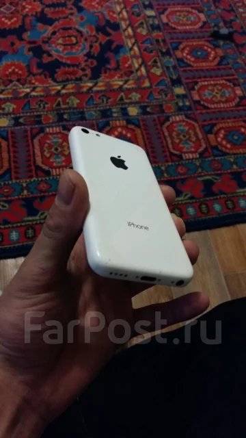 Apple iPhone 5c. �/� ����