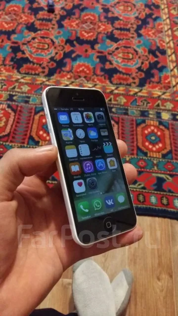 Apple iPhone 5c. �/� ����