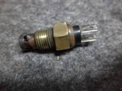 Датчик наружной температуры. Mazda MPV, GESR, LVEWE, LVLR, GE5P, GEFP, GEEP, LVLW, GE8P, LVEW, LV5W Mazda Eunos Cosmo, JC3SE, EC5SA, JCES, EC5S, JCESE...