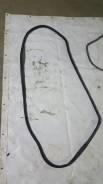 Уплотнитель двери багажника. Subaru Forester, SG5, SG9, SG