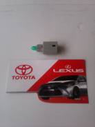 Лампа. Toyota: Regius Ace, Lite Ace, Corona, Aristo, Sprinter Trueno, Corolla, Dyna, Tundra, Regius, Vista, Mark II Wagon Blit, Comfort, Corolla Runx...