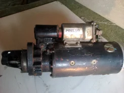 ������� CAT 7N7049 ����
