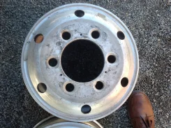 Alcoa. 6.0x17.5", ET135 ����