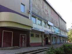 Продаётся Торговый центр в г. Арсеньеве. Улица Октябрьская 20а, р-н МФЦ, 3 167 кв. м.