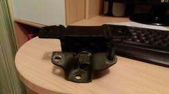 Подушка двигателя. Nissan: Bluebird Sylphy, Sunny, Bluebird, Pino, Primera, Almera, Tino, Primera Camino, AD, Expert, Avenir, Wingroad Двигатели: QG15...