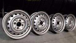 Nissan. 4.5x13, 4x100.00, ET45, ЦО 60,1 мм.