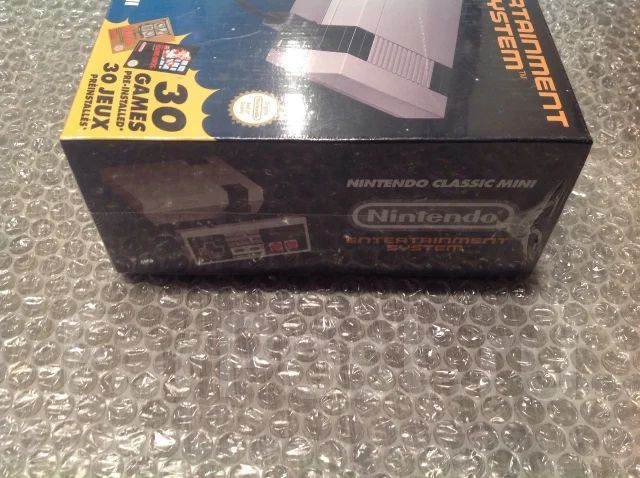 NES Classic Mini ����