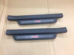 Порог пластиковый. Toyota Vitz, SCP13, NCP10, NCP13, NCP15, SCP10 Toyota Yaris, SCP10, NCP13, NCP10 Toyota Echo, SCP10, NCP13, NCP10 Toyota Yaris / Ec...