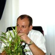 Менеджер АХО. Высшее образование по специальности, опыт работы 14 лет