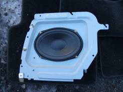 Сабвуфер. Subaru Forester, SG5, SG9 Двигатели: EJ203, EJ202, EJ205, EJ255