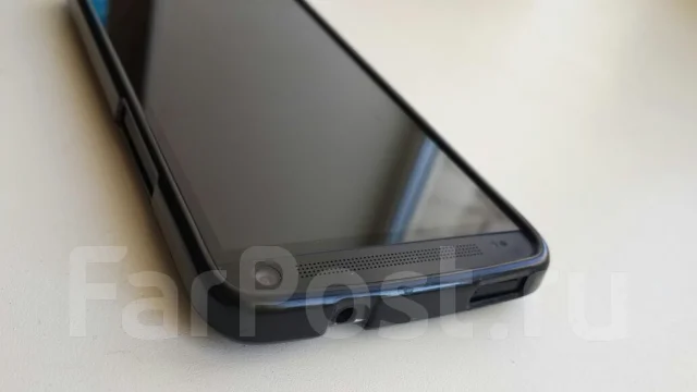 HTC One M7. �/� ����