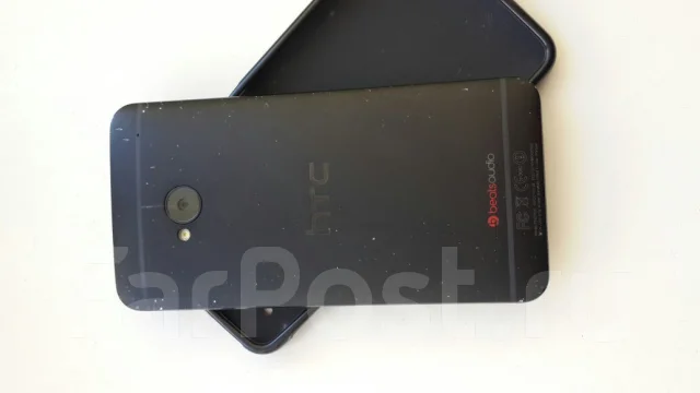 HTC One M7. �/� ����