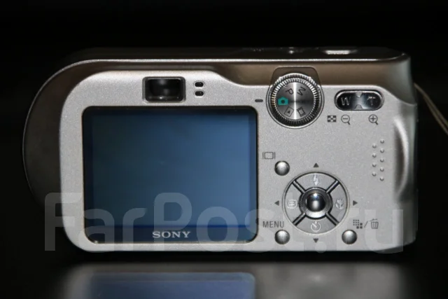 Sony Cyber-shot DSC-P200. 7 - 7.9 ��, ���: 7� ����