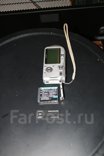 Sony Cyber-shot DSC-P200. 7 - 7.9 ��, ���: 7� ����