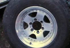 Berg. 8.0x16", 6x139.70, ET0