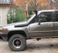 Шноркель. Toyota 4Runner Toyota Hilux, LN67, RN67, YN67 Двигатели: 3L, 2L, 22R, 4Y, 4YC. Под заказ