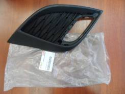 Решетка туманки правая Mazda 3 / Axella 08-10 (SAT)