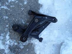 Рычаг подвески. Toyota Vitz, SCP10 Двигатель 1SZFE