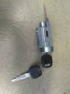 Личинка замка. Toyota Land Cruiser, FJ80, FZJ80, HDJ80, HZJ80 Двигатели: 3FE, 1HZ, 1HDT, 1FZFE, 3F, 1FZF