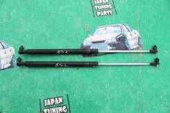 Амортизатор капота. Toyota Cresta, JZX100 Toyota Mark II, JZX100 Toyota Chaser, JZX100