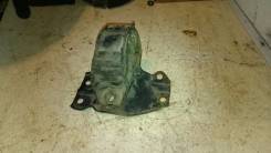 Подушка двигателя. Honda: Civic Ferio, CR-X Delsol, Civic, Domani, Integra, Civic CRX Двигатели: ZC, D15B5, D15B2, D16Y1, D16A8, D16A7, D15B7, D16Z9...