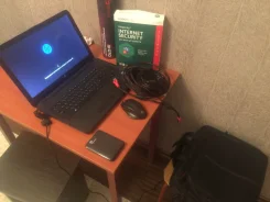 HP 15-ac679ur. 15.6", 1 600,0����, ��� 4 ��, ���� 50���, WiFi, Bluetooth, ����������� �� 7��.