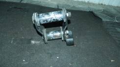 Серьга рессоры. Nissan Caravan, QE25, VRE25, CWGE25, CWMGE25, VWE25, DWMGE25, DSGE25, CSGE25, DQGE25, VPE25, QGE25, VWME25, CQGE25, DWGE25 Двигатели...