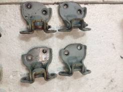 Крепление боковой двери. Honda: Odyssey, Lagreat, Inspire, Accord, MDX, Saber Двигатели: J35A4, J35A2, F20B5, J30A2, F23A2, F20B4, J30A1, F23A1, F23A3...