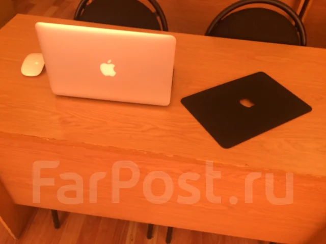 Apple MacBook Air 11. 11", 1,7����, ��� 4 ��, ���� 128���, WiFi: 1, Bluetooth: 1, ����������� �� 10��. ����