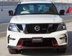 Решетка радиатора. Nissan Patrol, Y62