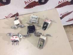 Крепление боковой двери. Honda Accord, CL7, CL9, CL8