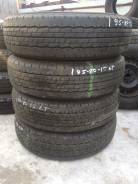 Dunlop SP 175. Летние, 2010 год, износ: 10%, 2 шт