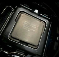 Intel Core 2 Quad Q8400 ����