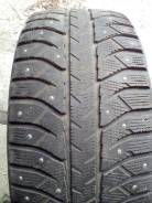 Bridgestone Ice Cruiser 7000. Зимние, шипованные, износ: 20%, 2 шт