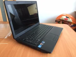 Asus X54H. 15.6", 1,6����, ��� 2048 ��, ���� 500���, WiFi, Bluetooth, ����������� �� 2��.