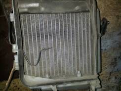 Корпус радиатора отопителя. Toyota Vista, SV40, SV41, CV40, CV43, SV42, SV43 Toyota Camry, CV40, SV41, SV40, SV43, SV42, CV43 Двигатели: 3SFE, 3CT, 4S...