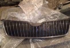 Решетка радиатора. Toyota Corolla, ZZE122, NZE120 Toyota Corolla Fielder, ZZE124, NZE121G, ZZE122, NZE121 Двигатели: 1ZZFE, 2NZFE