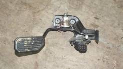 Педаль акселератора. Toyota Voxy, AZR65G, AZR65, AZR60 Toyota Picnic Verso, CLM20 Toyota Noah, AZR65, AZR60 Toyota Avensis Verso, CLM20 Двигатели: 1AZ...