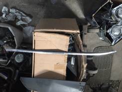 Накладка на дверь. Infiniti EX37, J50 Infiniti EX35, J50 Infiniti QX50, J50 Infiniti EX25, J50 Двигатели: VQ37VHR, VQ35HR, VQ25HR