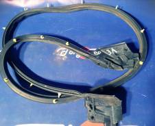 Уплотнитель двери багажника. Subaru Legacy, BPH, BLE, BP5, BL, BL5, BP9, BP, BL9, BPE Двигатели: EJ20X, EJ20Y, EJ253, EJ255, EJ203, EJ204, EJ30D, EJ20...