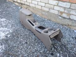 Бардачок. Toyota RAV4, ZCA25, ZCA25W, ACA21W, ZCA26, ZCA26W, ACA20, ACA21, ACA20W Двигатели: 1AZFSE, 1AZFE, 1ZZFE