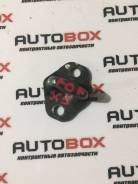 Крепление боковой двери. Subaru R1, RJ2, RJ1 Subaru Forester, SG5, SG9 Двигатели: EN07D, EN07E, EN07X, EJ203, EJ202, EJ205, EJ255