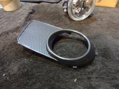 Ободок противотуманной фары. Toyota Wish, ANE11, ANE10, ZNE10, ZNE14
