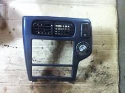Консоль центральная. Nissan Terrano, TR50 Двигатели: ZD30DDTIWB, ZD30DDTI, ZD30DDTIRB