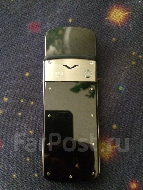 Vertu Signature. �/� ����