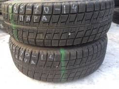 Bridgestone Blizzak Revo2. Зимние, без шипов, 2011 год, износ: 10%, 2 шт
