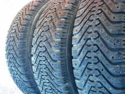 Goodyear UltraGrip 500. Зимние, шипованные, износ: 50%, 3 шт
