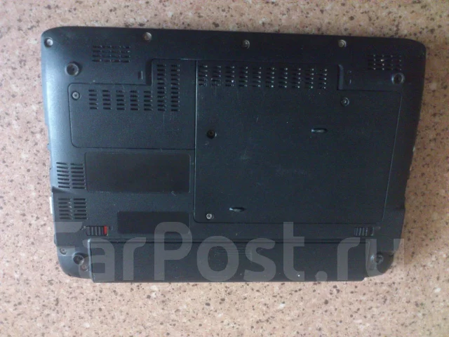 eMachines. 15.4", 1,3����, ��� 256 �� � ������, ���� 1��� ����