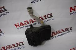 Бачок стеклоомывателя. Toyota Cresta, JZX91, JZX90, JZX93, GX90 Toyota Chaser, JZX90, JZX91, GX90, JZX93